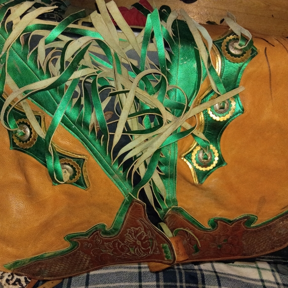 Custom Bull Riding Thick Leather Chaps - Picture 5 of 8